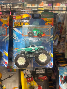 Hot Wheels Monster Truck Plus Car 1:64 Scale Vehicle 2-Pack - Pure Muscle and Piranha Terror