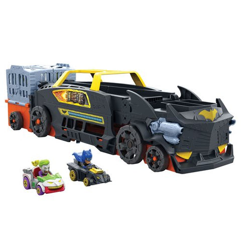 Hot Wheels RacerVerse Batman's Escape Chase Vehicle Playset (Pre-Order)