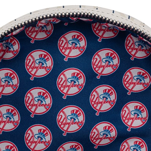 Loungefly - MLB New York Yankees Pinstripes Mini-Backpack  display picture 1