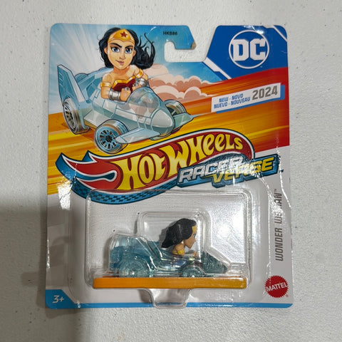 Hot Wheels Racerverse 2024 - Wonder Woman in Invisible Jet