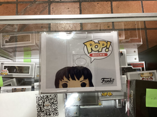 Selena (Diamond Burgundy Outfit) Pop! Vinyl Figure - Hot Topic Exclusive